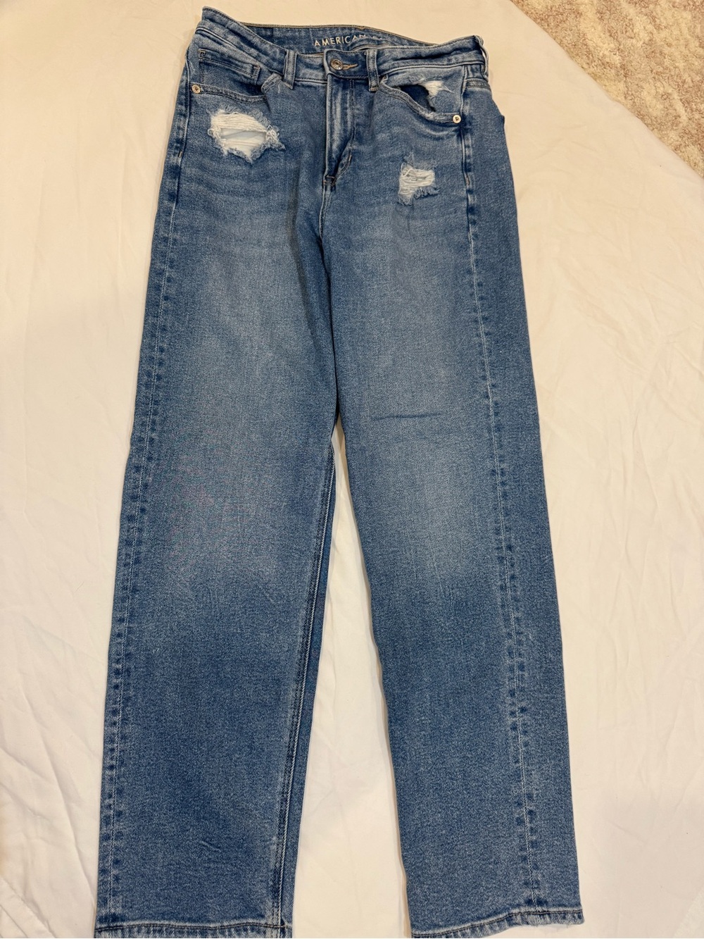 American Eagle Outfitters Distressed Blue Jeans